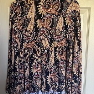 Venus casual styling, baby doll top.